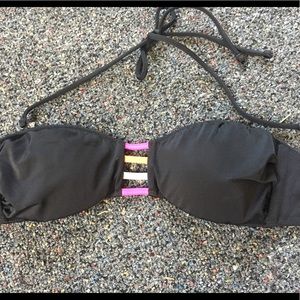 Victoria’s Secret Bandeau swim top 👙
